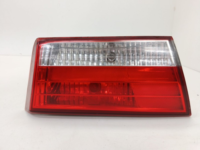 Recambio de piloto trasero derecho interior para hyundai sonata v (nf) 2.0 crdi referencia OEM IAM   