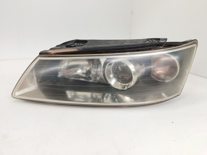 Recambio de faro izquierdo para hyundai sonata v (nf) 2.0 crdi referencia OEM IAM   