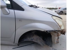 Recambio de aleta delantera derecha para toyota corolla verso (zer_, zze12_, r1_) 1.8 (znr11_) referencia OEM IAM   