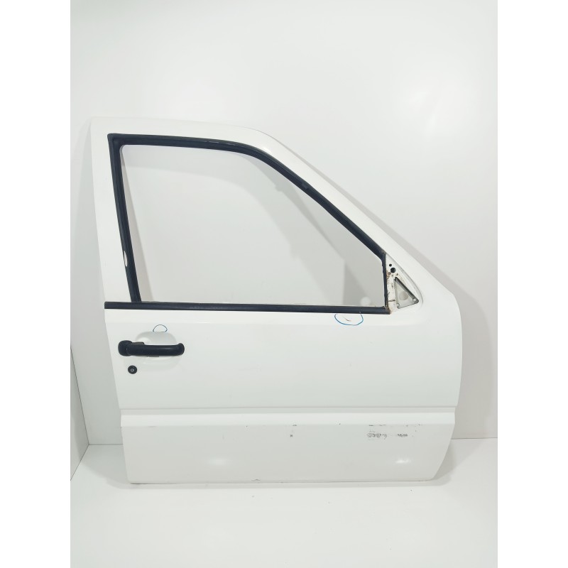 Recambio de puerta delantera derecha para nissan terrano/terrano.ii (r20) lx (3-ptas.) referencia OEM IAM   