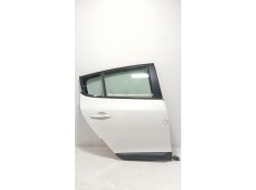 Recambio de puerta trasera derecha para renault megane iii hatchback (bz0/1_, b3_) 1.2 tce (bz2b, bz11) referencia OEM IAM   