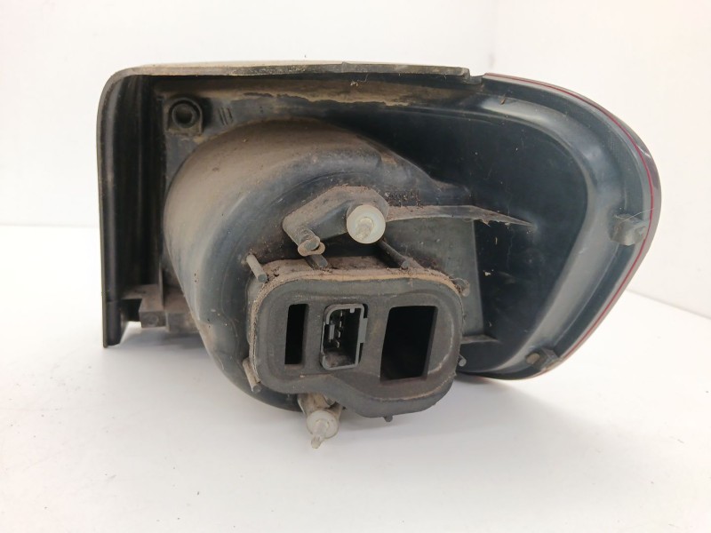 Recambio de piloto trasero izquierdo para volkswagen golf plus v (5m1, 521) 1.9 tdi referencia OEM IAM   
							