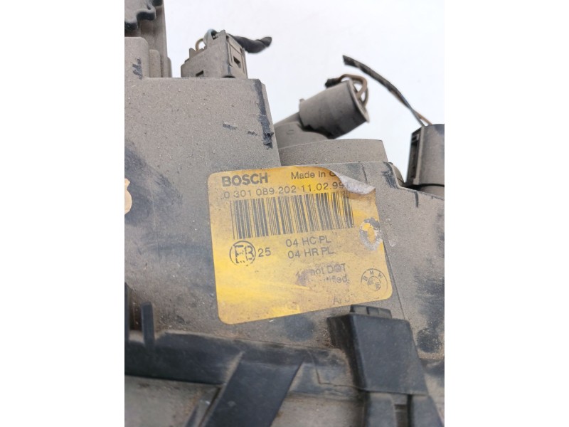 Recambio de faro derecho para bmw 3 (e46) 318 i referencia OEM IAM 0301089202  