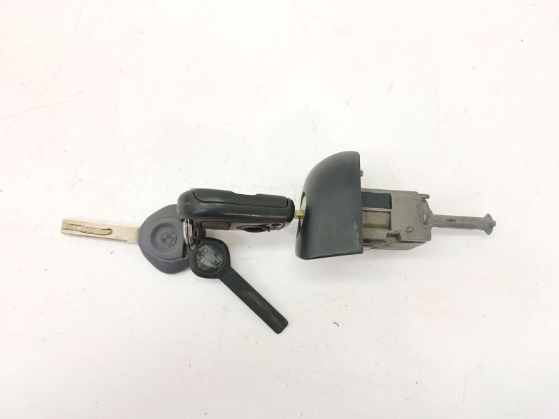 Recambio de bombin puerta delantera izquierda para bmw 3 (e46) 318 i referencia OEM IAM 51218216123  