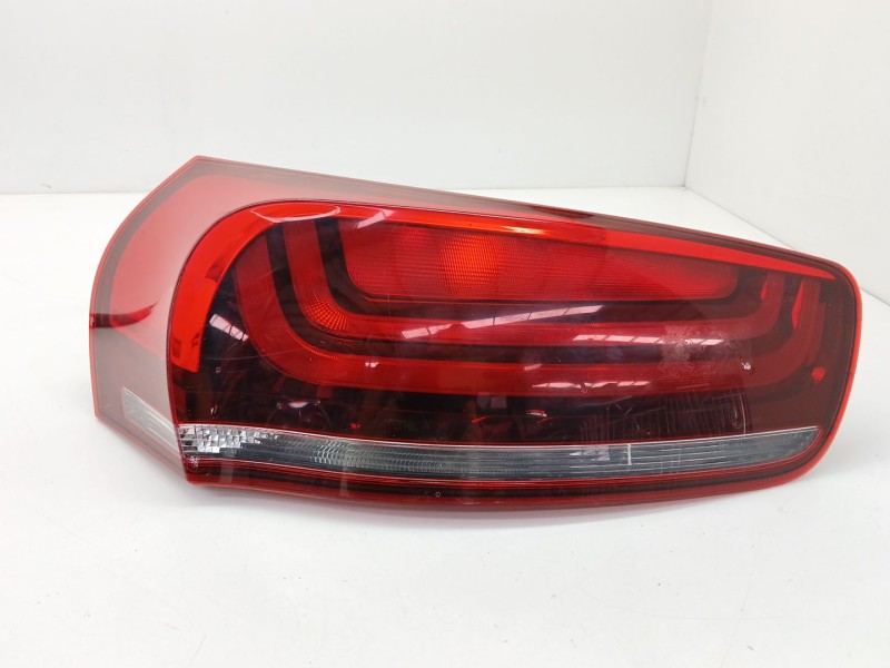 Recambio de piloto trasero izquierdo para citroën c4 picasso feel referencia OEM IAM 21023301L  