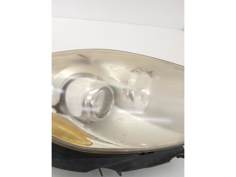 Recambio de faro derecho para fiat bravo ii (198_) 1.9 d multijet (198axb1a) referencia OEM IAM 51757534  