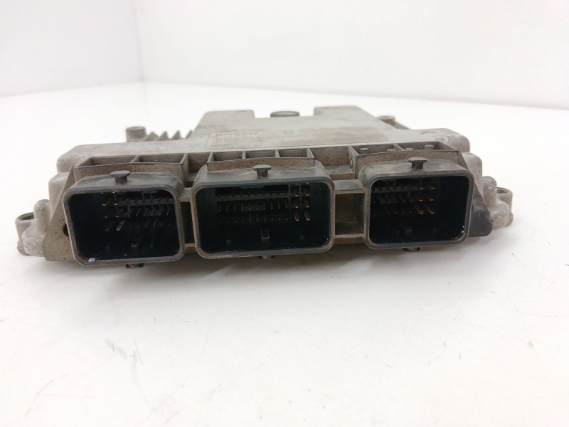 Recambio de centralita motor uce para citroën xsara (n1) 1.4 hdi referencia OEM IAM 9647785580  