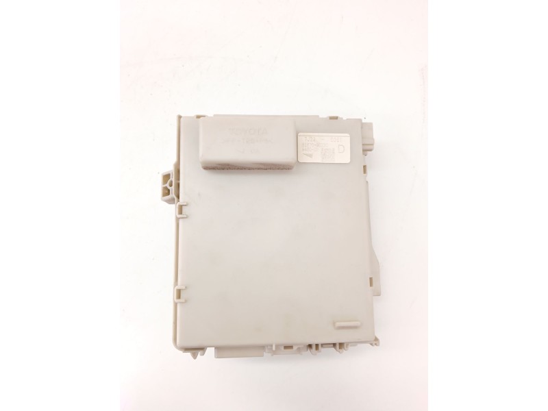 Recambio de caja reles / fusibles para lexus gs (gs/us/ws19) gs 300 referencia OEM IAM 8267030230  