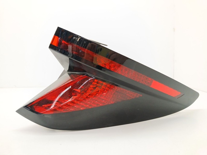 Recambio de piloto trasero derecho para hyundai tucson (nx4e, nx4a) 1.6 t-gdi hybrid referencia OEM IAM 92402N7000  