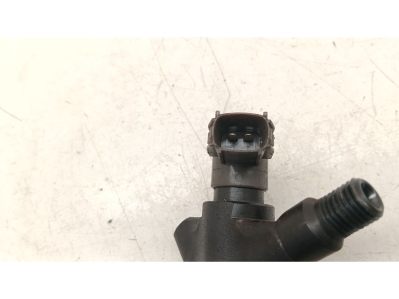 Recambio de inyector para toyota auris (_e18_) 2.0 d-4d (ade186_) referencia OEM IAM 2367026071  
							