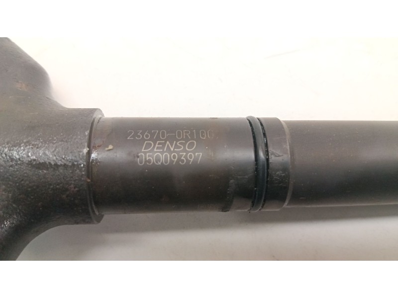 Recambio de inyector para toyota auris (_e18_) 2.0 d-4d (ade186_) referencia OEM IAM 236700R100  