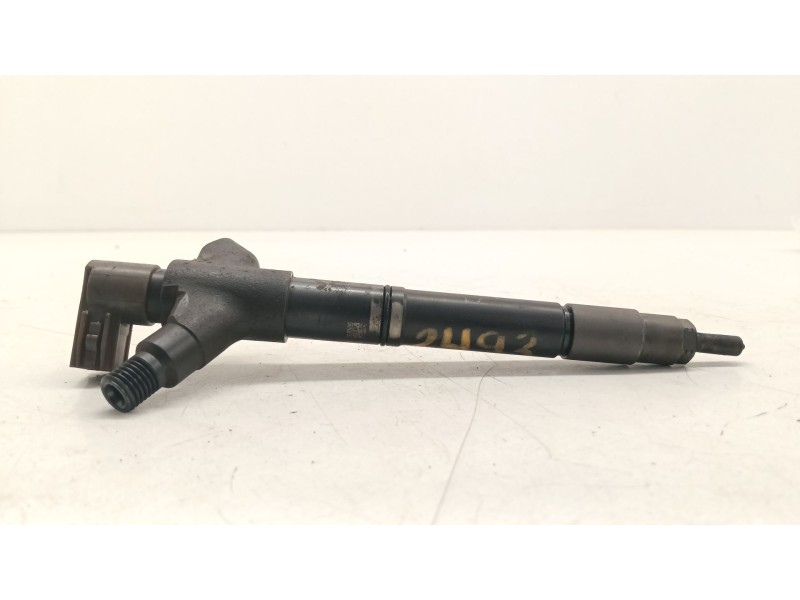 Recambio de inyector para toyota auris (_e18_) 2.0 d-4d (ade186_) referencia OEM IAM 236700R100  