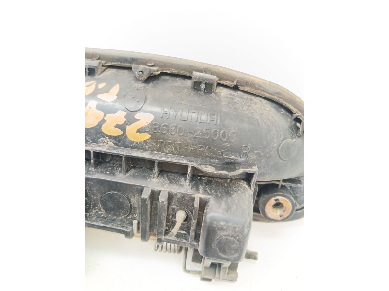 Recambio de maneta exterior trasera derecha para hyundai accent ii (lc) 1.5 crdi referencia OEM IAM 8366025000  