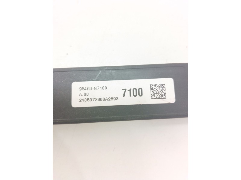 Recambio de antena para hyundai accent ii (lc) 1.5 crdi referencia OEM IAM 95460N7100  
							