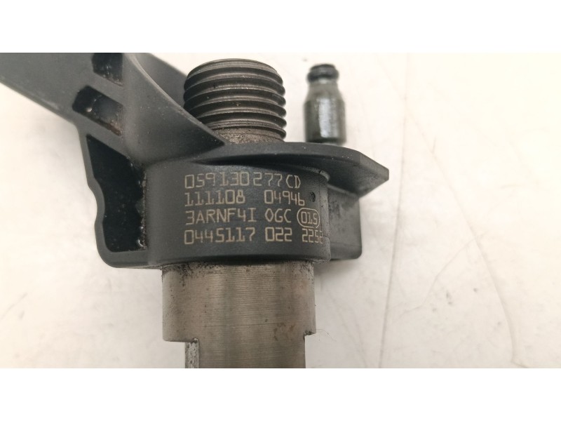Recambio de inyector para porsche panamera (970) 3.0 d referencia OEM IAM 0591302777CD  
							