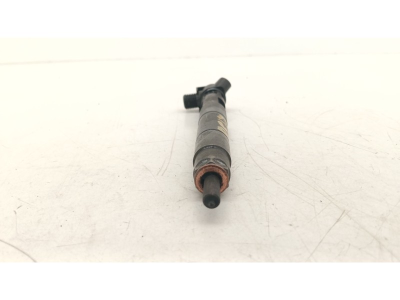 Recambio de inyector para mercedes-benz clase c (w204) c 200 cdi (204.001) referencia OEM IAM A6510700587  
							