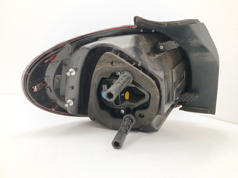 Recambio de piloto trasero derecho para fiat 500l (351_, 352_) 1.4 (199lyb1b) referencia OEM IAM   
							