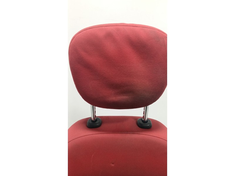 Recambio de asiento delantero derecho para fiat 500l (351_, 352_) 1.4 (199lyb1b) referencia OEM IAM   
							