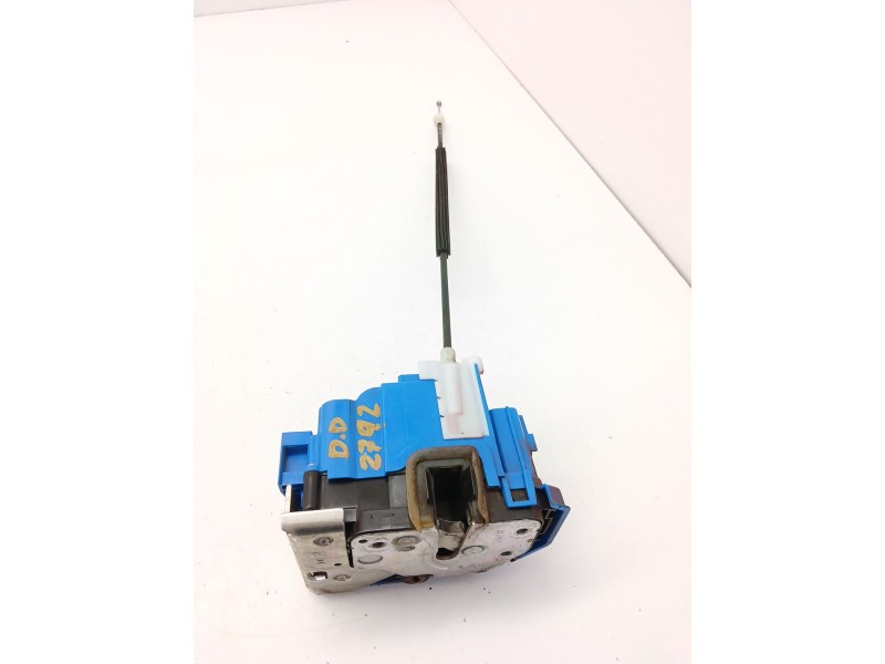 Recambio de cerradura puerta delantera derecha para fiat 500l (351_, 352_) 1.4 (199lyb1b) referencia OEM IAM 51884139  