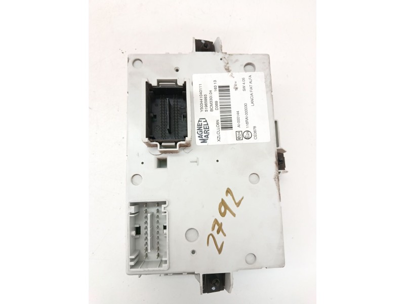 Recambio de caja reles / fusibles para fiat 500l (351_, 352_) 1.4 (199lyb1b) referencia OEM IAM 51965993  