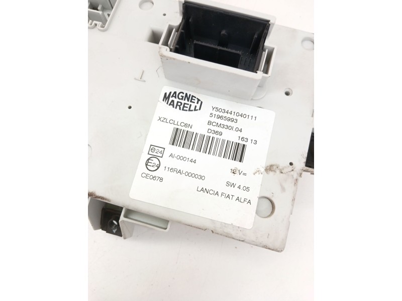 Recambio de caja reles / fusibles para fiat 500l (351_, 352_) 1.4 (199lyb1b) referencia OEM IAM 51965993  