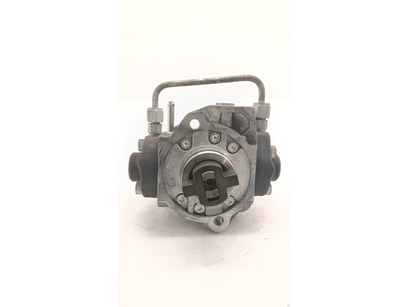Recambio de bomba inyeccion para toyota auris (_e18_) 2.0 d-4d (ade186_) referencia OEM IAM 221000R040  