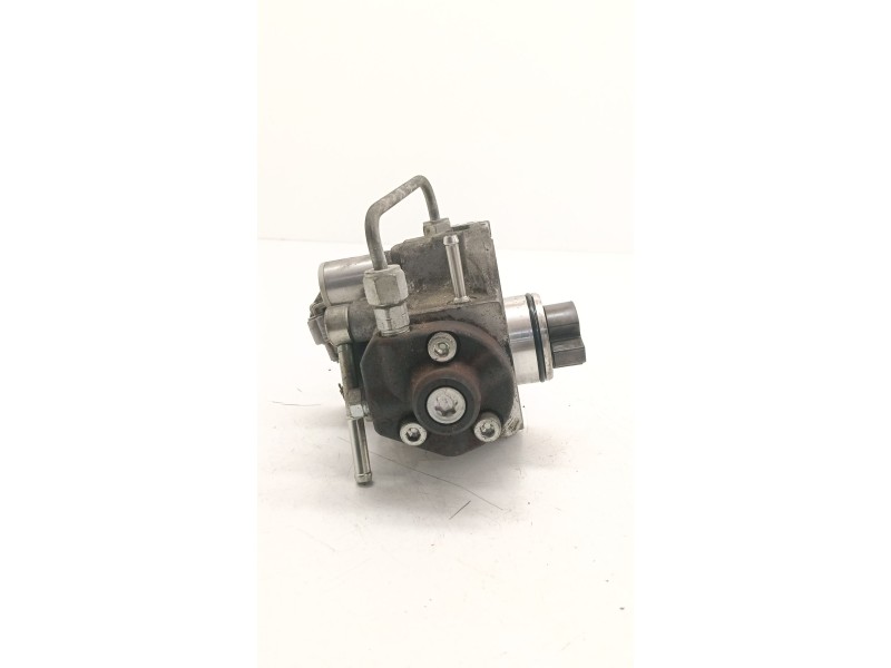 Recambio de bomba inyeccion para toyota auris (_e18_) 2.0 d-4d (ade186_) referencia OEM IAM 221000R040  