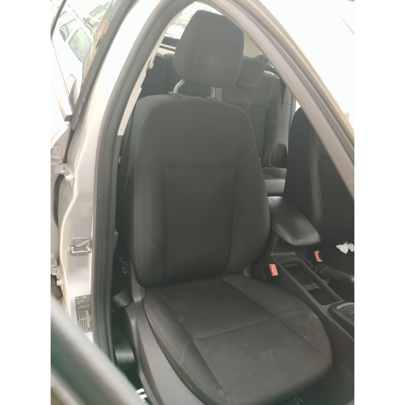 Recambio de asiento delantero derecho para ford focus turn. (cb8) 1.6 tdci cat referencia OEM IAM   