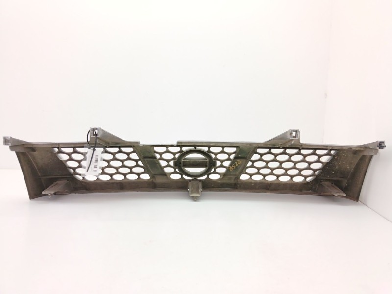 Recambio de calandra delantera de radiador para nissan navara (d22) 2.5 d 4x4 referencia OEM IAM   
							