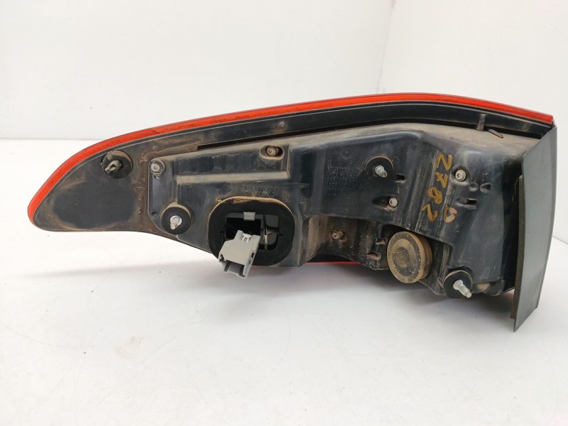 Recambio de piloto trasero derecho para ford s-max (wa6) 2.0 tdci referencia OEM IAM 17318702  
							