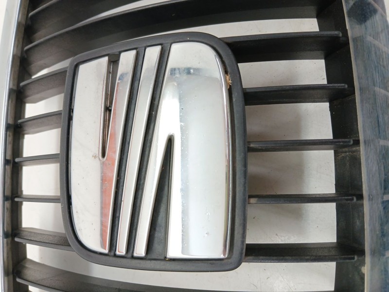 Recambio de calandra delantera de radiador para seat leon (1p1) 1.9 tdi referencia OEM IAM   