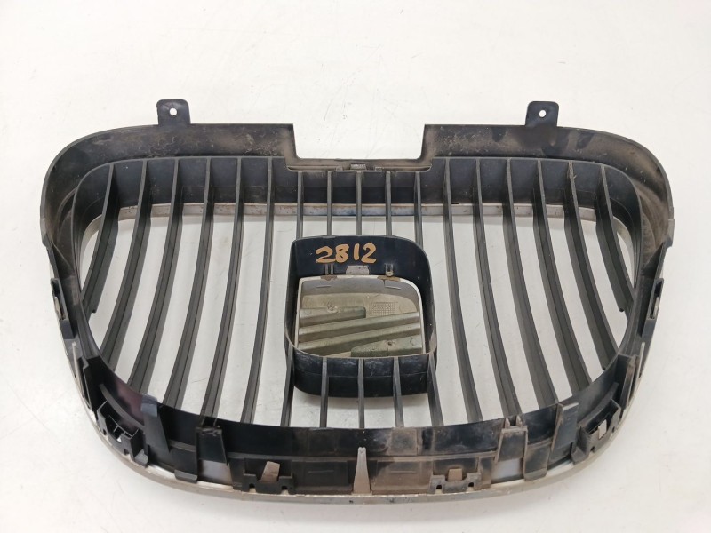Recambio de calandra delantera de radiador para seat leon (1p1) 1.9 tdi referencia OEM IAM   
							
