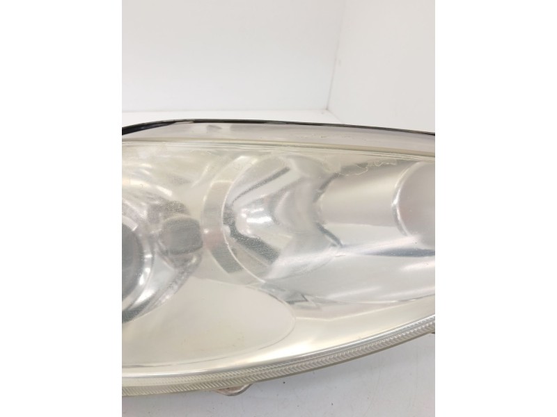Recambio de faro derecho para ford fiesta vi (cb1, ccn) 1.6 tdci referencia OEM IAM 8A6113W029  
							