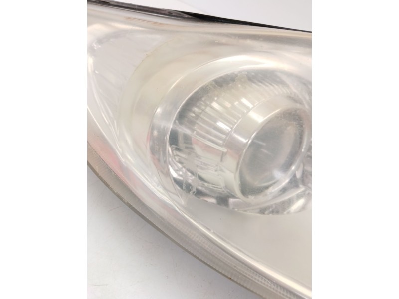 Recambio de faro derecho para ford fiesta vi (cb1, ccn) 1.6 tdci referencia OEM IAM 8A6113W029  
							
