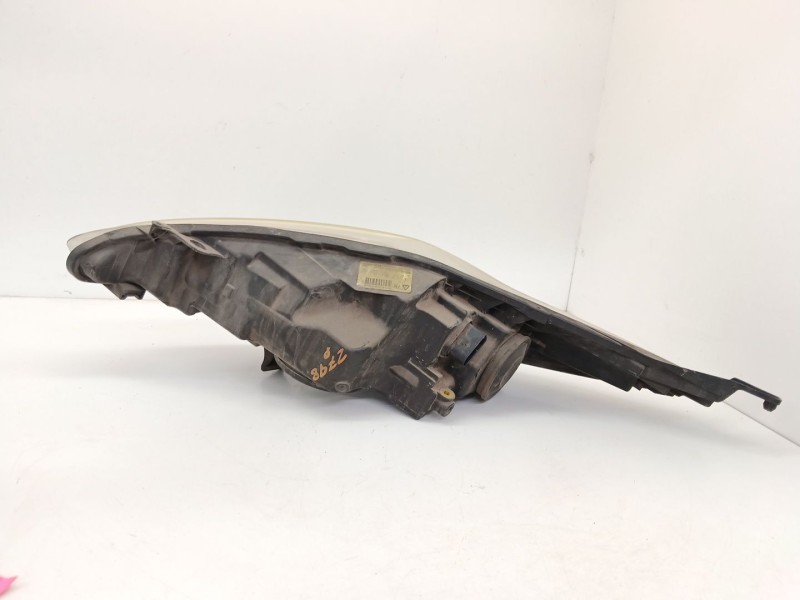 Recambio de faro derecho para ford fiesta vi (cb1, ccn) 1.6 tdci referencia OEM IAM 8A6113W029  
