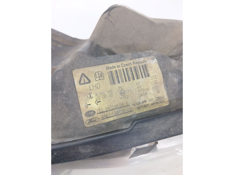 Recambio de faro derecho para ford fiesta vi (cb1, ccn) 1.6 tdci referencia OEM IAM 8A6113W029  
							