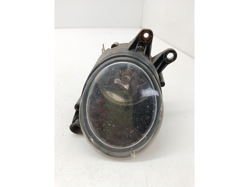 Recambio de faro antiniebla derecho para audi a4 b6 (8e2) 1.9 tdi referencia OEM IAM 8E0941700  