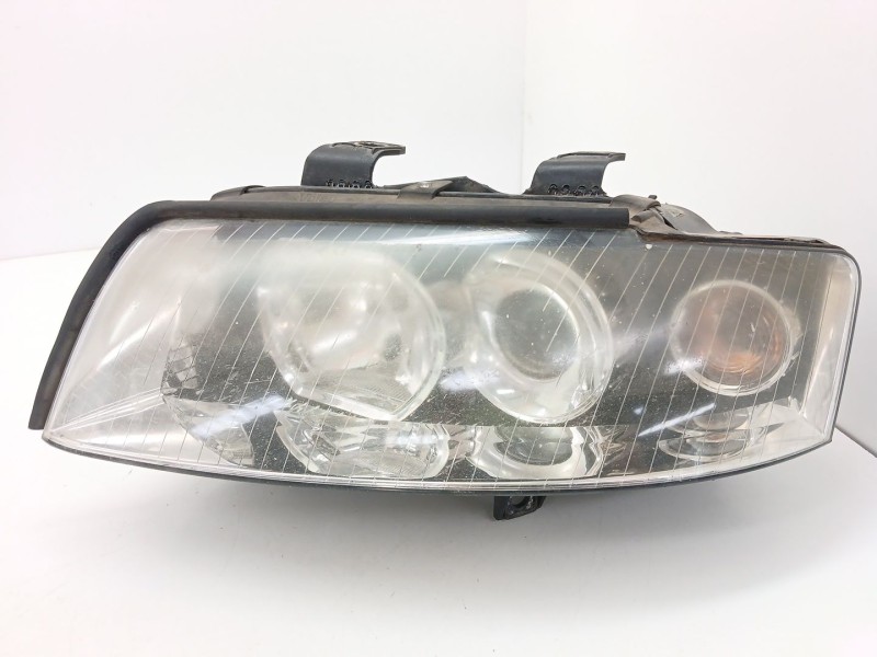 Recambio de faro izquierdo para audi a4 b6 (8e2) 1.9 tdi referencia OEM IAM 8E0941003F  