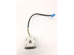 Recambio de mando elevalunas delantero izquierdo para mercedes-benz clase c (w203) c 270 cdi (203.016) referencia OEM IAM A20382 2