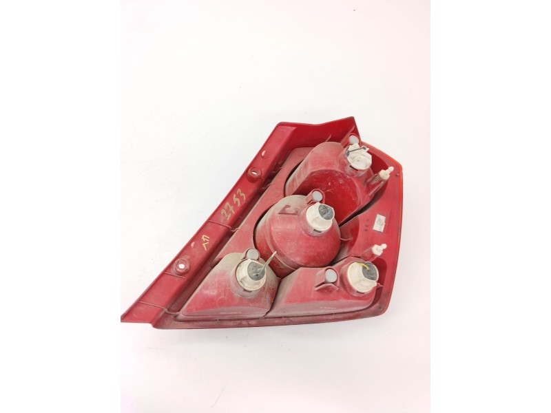 Recambio de piloto trasero izquierdo para chevrolet aveo / kalos hatchback (t200) 1.2 referencia OEM IAM 300266L  
							
