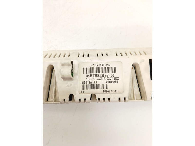 Recambio de pantalla multifuncion para citroën c4 coupé (la_) 1.6 hdi referencia OEM IAM 9657882880  
