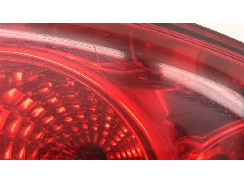 Recambio de piloto trasero derecho para fiat linea (323_, 110_) 1.6 d multijet referencia OEM IAM   
							
