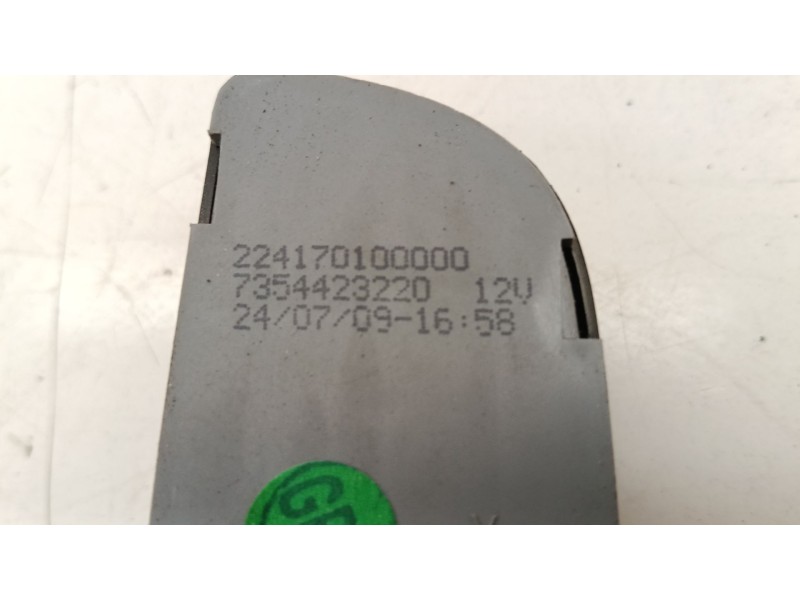 Recambio de mando luces para fiat linea (323_, 110_) 1.6 d multijet referencia OEM IAM 7354423220  