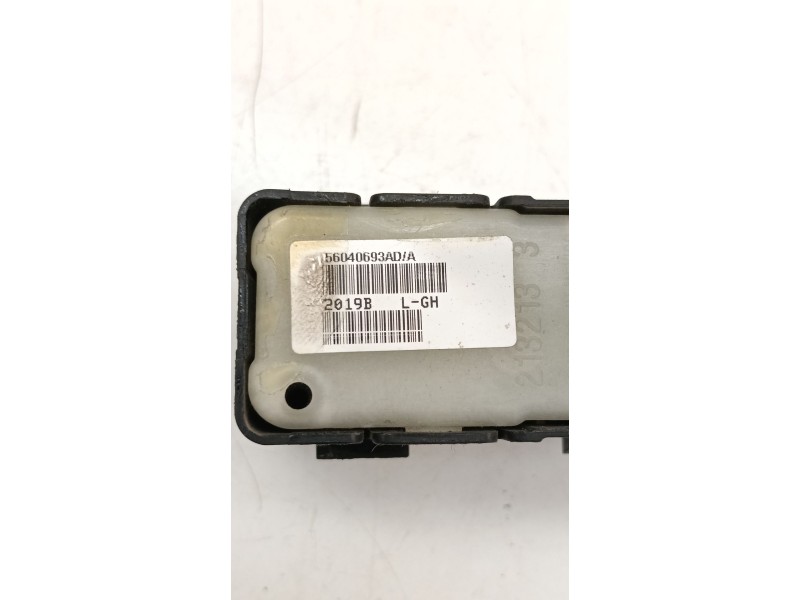 Recambio de mando elevalunas trasero izquierdo para dodge caliber 2.0 crd referencia OEM IAM   
							