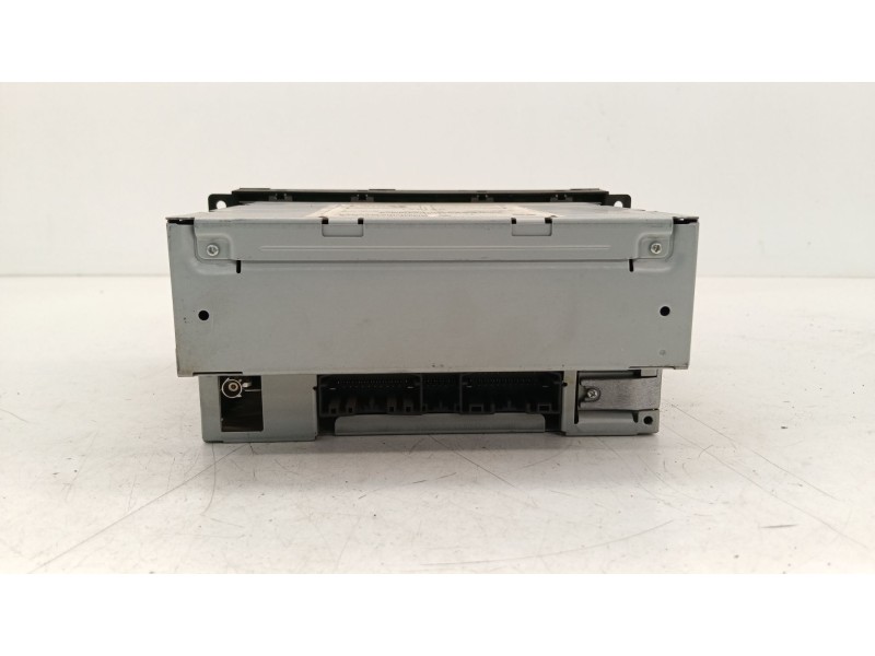 Recambio de sistema audio / radio cd para dodge caliber 2.0 crd referencia OEM IAM 05064945AD  