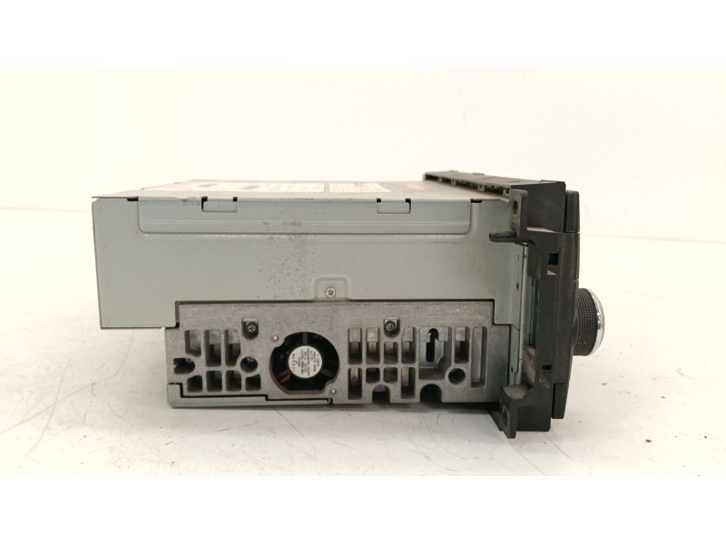 Recambio de sistema audio / radio cd para dodge caliber 2.0 crd referencia OEM IAM 05064945AD  