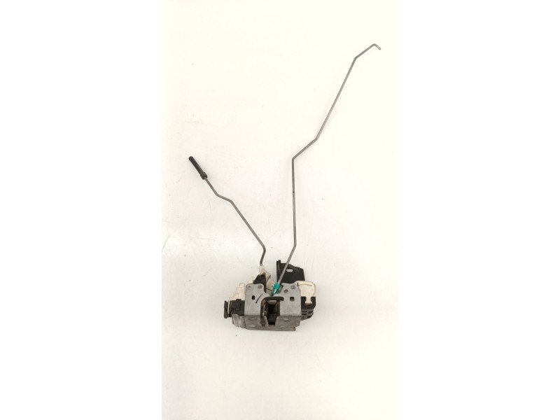 Recambio de cerradura puerta delantera izquierda para dodge caliber 2.0 crd referencia OEM IAM P04589409AG  
							