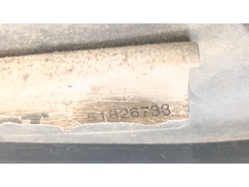 Recambio de faro derecho para fiat linea (323_, 110_) 1.6 d multijet referencia OEM IAM 51826738  
							