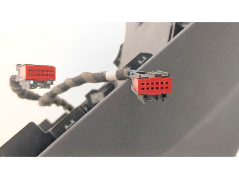 Recambio de apoyabrazos central para jaguar i-pace (x590) ev400 awd referencia OEM IAM   
							