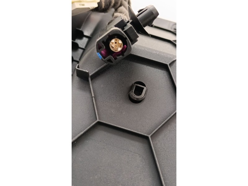 Recambio de consola central para jaguar i-pace (x590) ev400 awd referencia OEM IAM J9D3044C73AE  